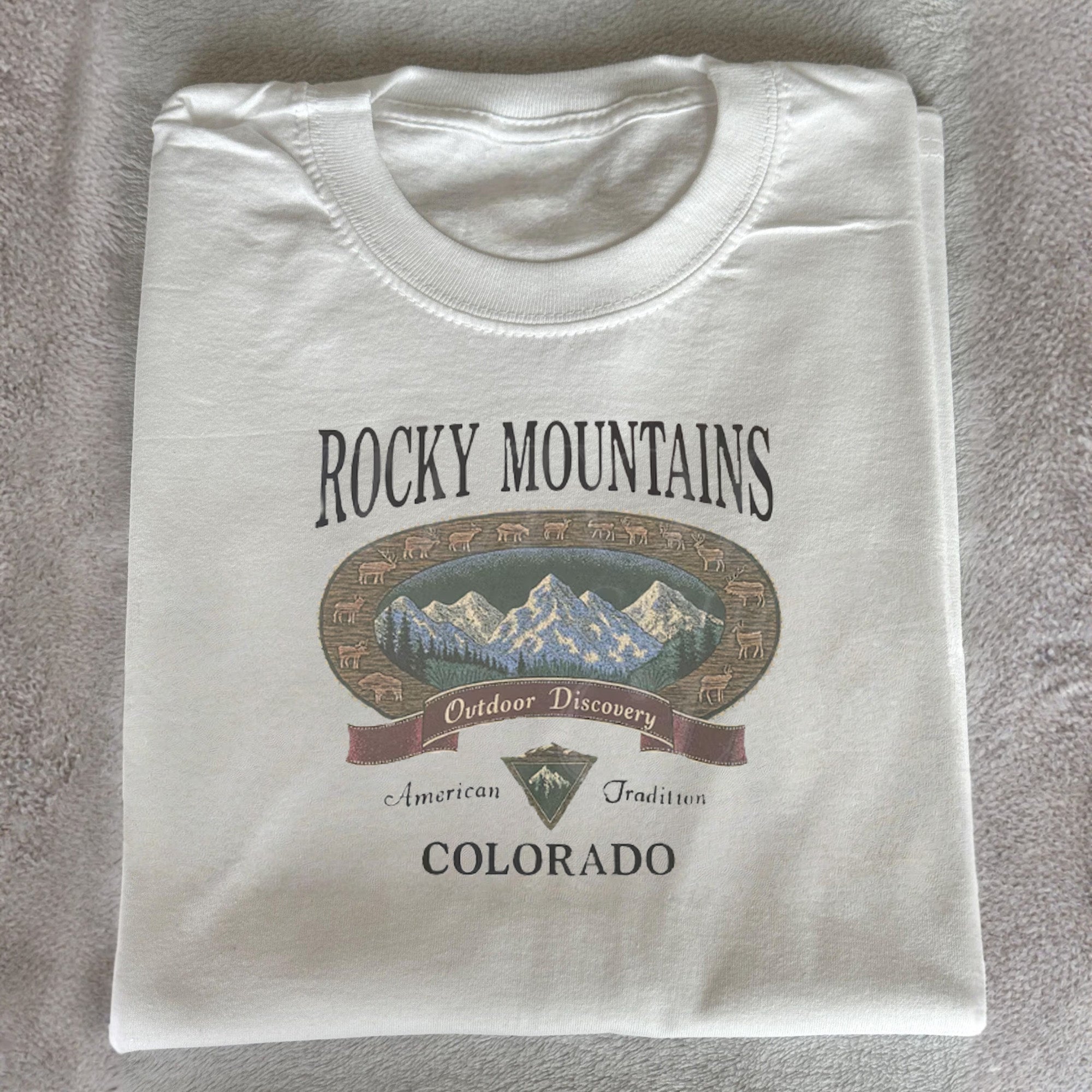 Vintage Rocky Mountains Colorado T-Shirt