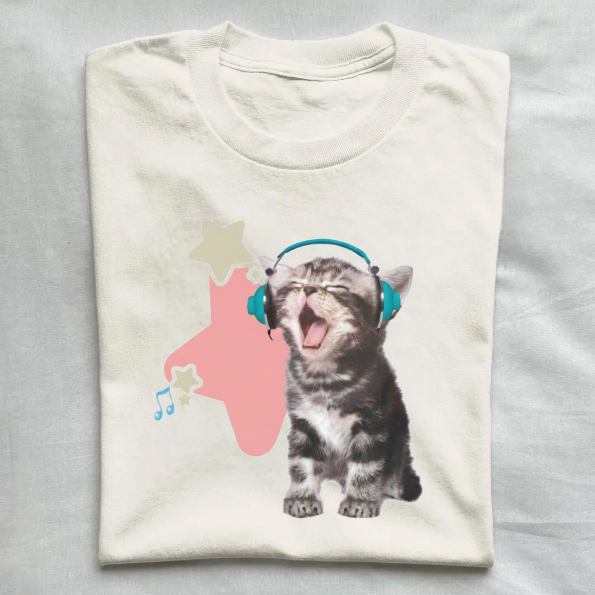 Cat Listening to Music T-shirt