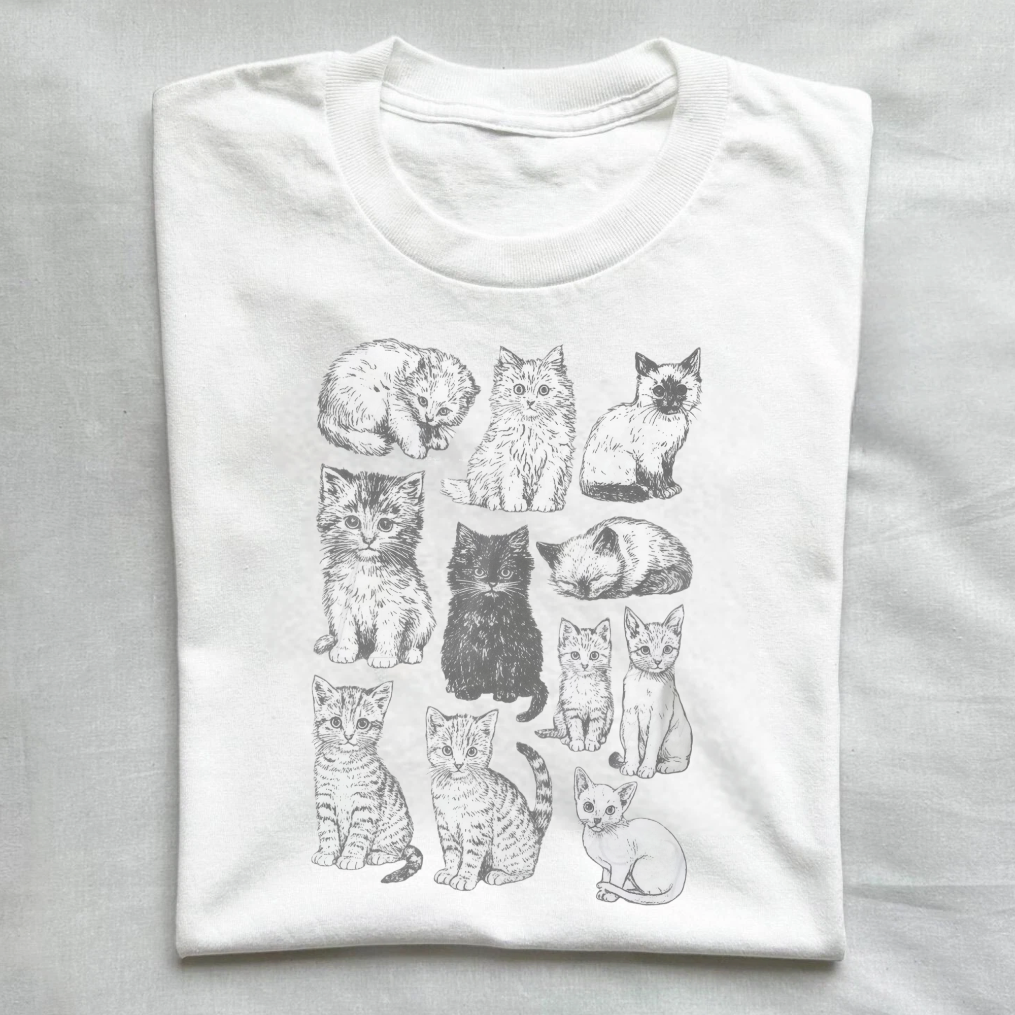 Cats 90s Vintage Style T-shirt